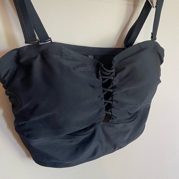 Wireless Strappy Lace Up Bikini Top Size 1 - Picture 7 of 10